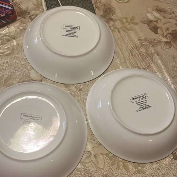Set of 3 Majesticware by Oneida "CALICO ROOSTER" Soup Cereal Bowls Plaid 8.25” - Picture 2 of 3